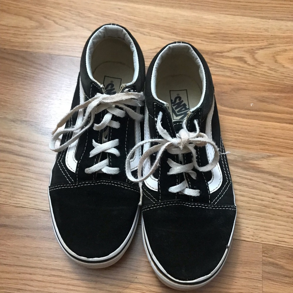 Boys shoes / sneakers